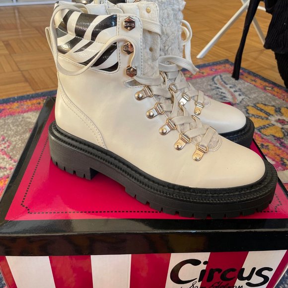 Circus by Sam Edelman White Boots - Picture 2 of 5
